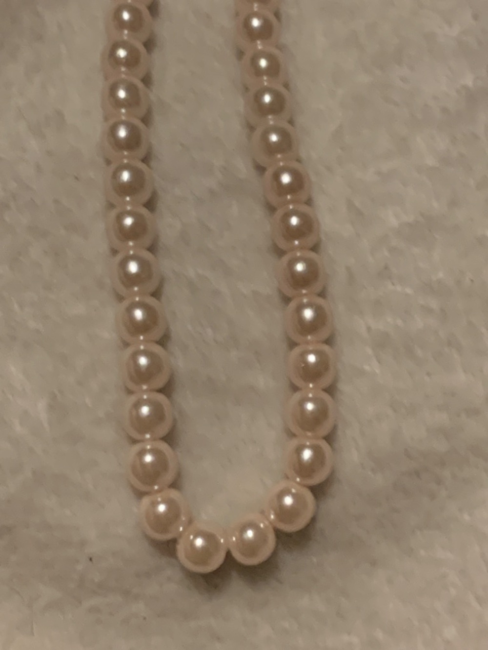 Christina Collection Light Pink Pearl Necklace with Silver Clasp - Picture 5 of 5